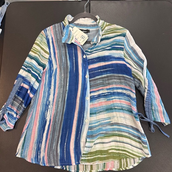 Evolution and Creation Blue Button Down Blouse with Mandarin Collar - Picture 6 of 11